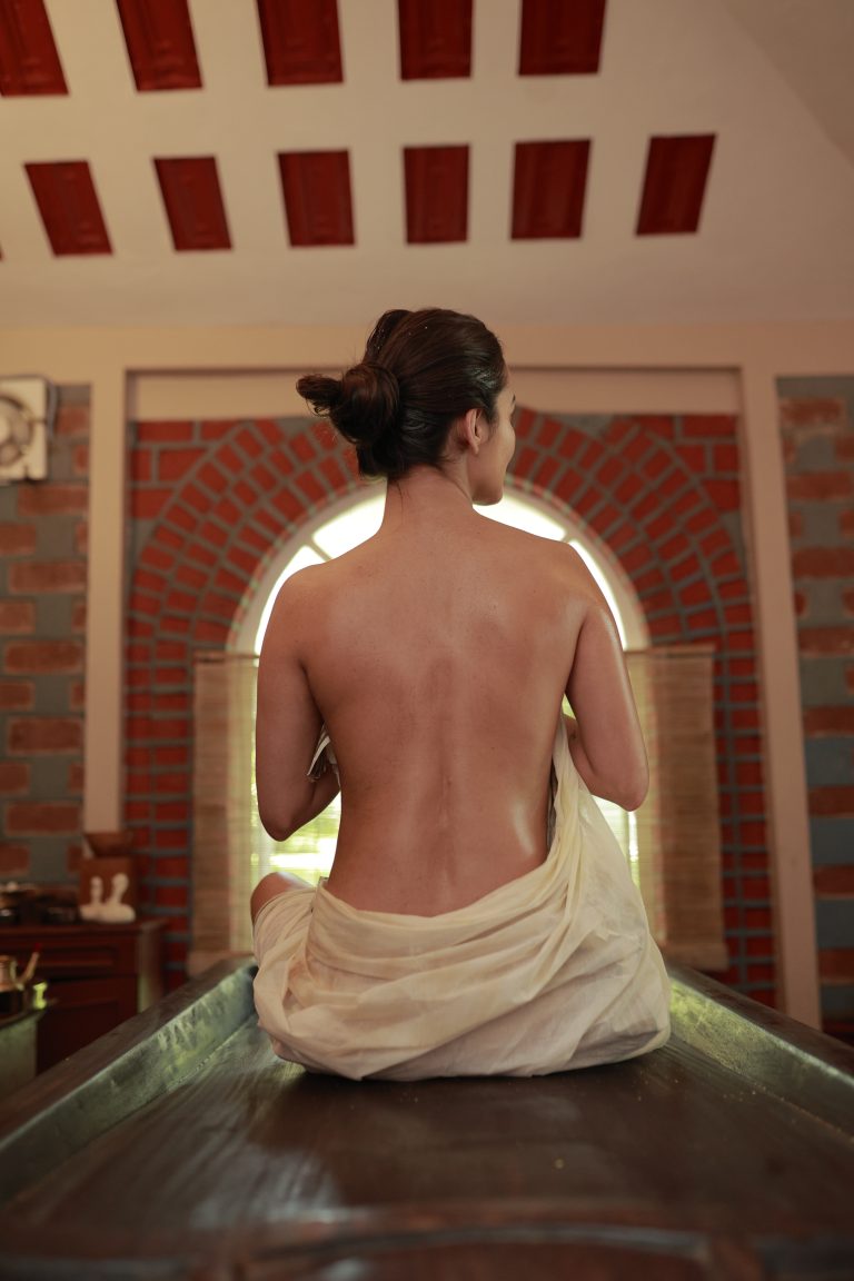 Ayurvedic Spinal Pain Treatment in Palakkad